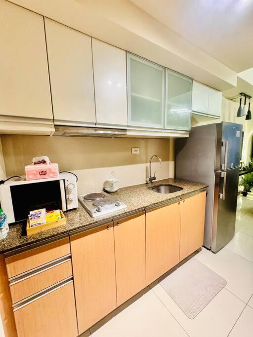 One Uptown Residences Bgc Taguig Exterior photo